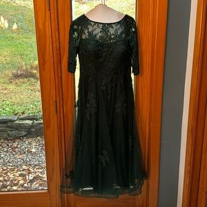 Lafemme formal dress, worn once, hem to 5’4
